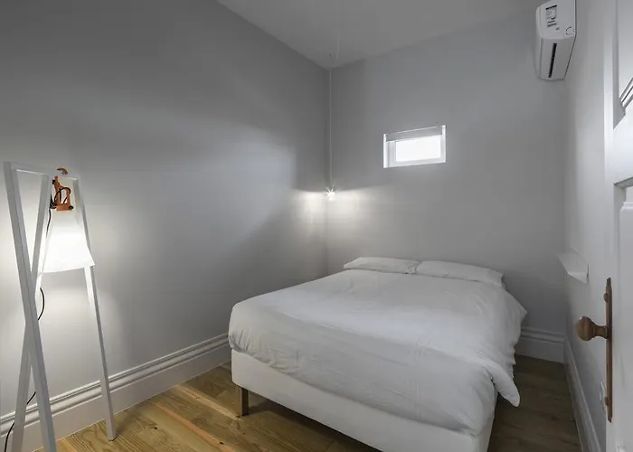 Bmyguest - Design * Porto